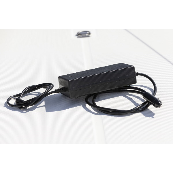 Aufladegerät (12V) für TEMO·450 mit Zigarettenanzünderstecker Aufladegerät (12V) für TEMO·450 mit Zigarettenanzünderstecker